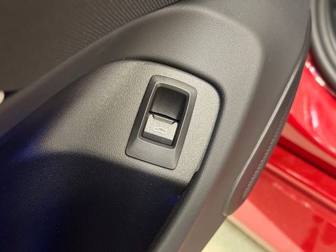 Used 2025 BMW M5 Base w/ Carbon Package image 11