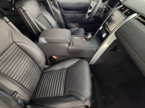 Used 2026 Land Rover Discovery S AWD/4WD image 3