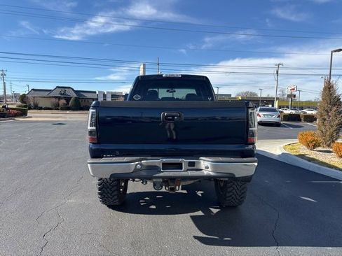 Used 2007 GMC Sierra 2500 SLT w/ Heavy-Duty Power Package image 7
