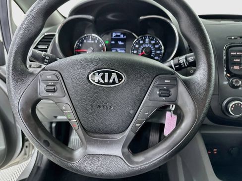 Used 2017 Kia Forte LX FWD image 17