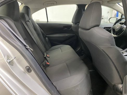 Used 2022 Toyota Corolla LE image 21
