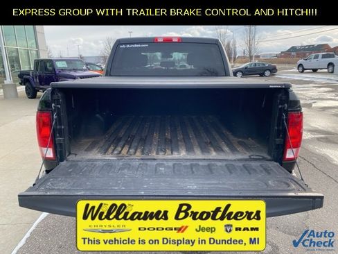 Used 2018 RAM 1500 Express w/ Black Ram 1500 Express Group image 22
