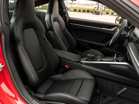 Certified 2026 Porsche 911 Carrera GTS RWD image 35