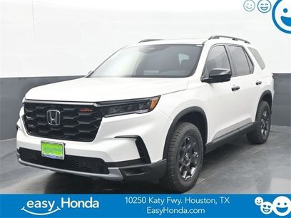 Certified 2025 Honda Pilot TrailSport