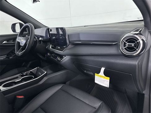 New 2026 Chevrolet Equinox LT w/ Convenience Package II image 29