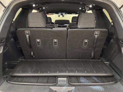 Used 2023 Honda Pilot Sport image 21