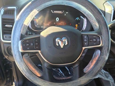 New 2026 RAM 2500 Laramie w/ Sport Appearance Package AWD/4WD image 14