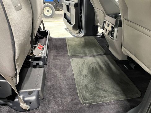 Used 2017 Ford F150 XLT w/ Equipment Group 302A Luxury image 20