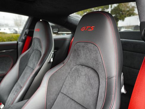 Used 2019 Porsche 911 Carrera GTS image 18