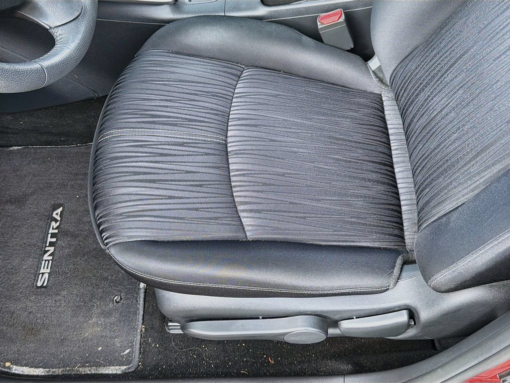 Used 2017 Nissan Sentra SV w/ Style Package FWD image 20