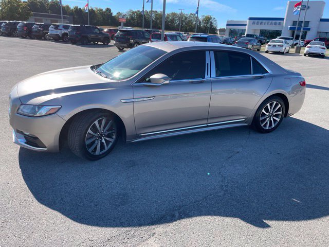 Used 2019 Lincoln Continental Premiere FWD image 4