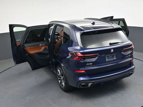 Used 2026 BMW X5 xDrive40i w/ M Sport Package image 40