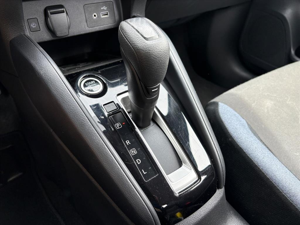 Used 2025 Nissan Versa SV FWD image 22