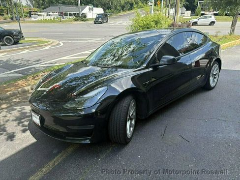 Used 2022 Tesla Model 3 Long Range AWD/4WD image 4