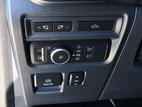Used 2021 Ford F150 Platinum w/ Equipment Group 701A High AWD/4WD image 27