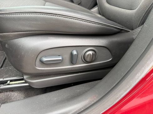 Used 2023 Buick Encore GX Preferred w/ Cold Weather Comfort Package FWD image 20