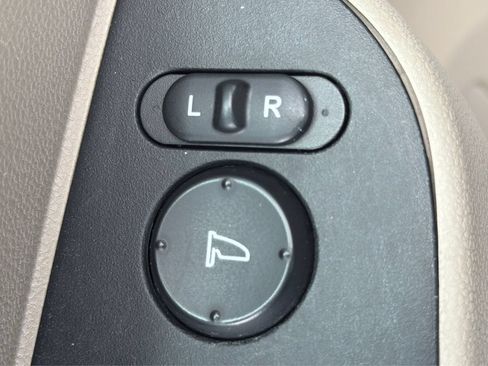 Used 2016 Honda Odyssey EX-L image 39