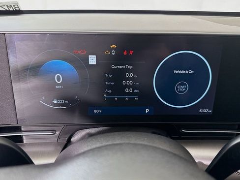 Used 2025 Hyundai Kona SEL AWD/4WD image 12
