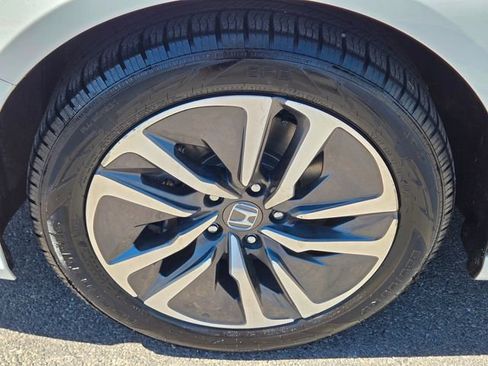 Certified 2021 Honda Accord EX-L image 12