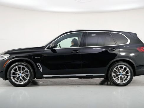 Used 2022 BMW X5 xDrive45e w/ Luxury Seating Package image 9