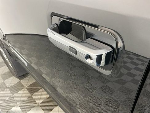 Used 2017 Ford F350 Platinum w/ Platinum Ultimate Package image 15