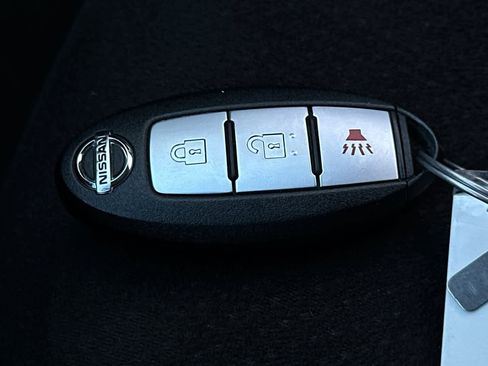 Used 2015 Nissan Murano S w/ Navigation Package image 23