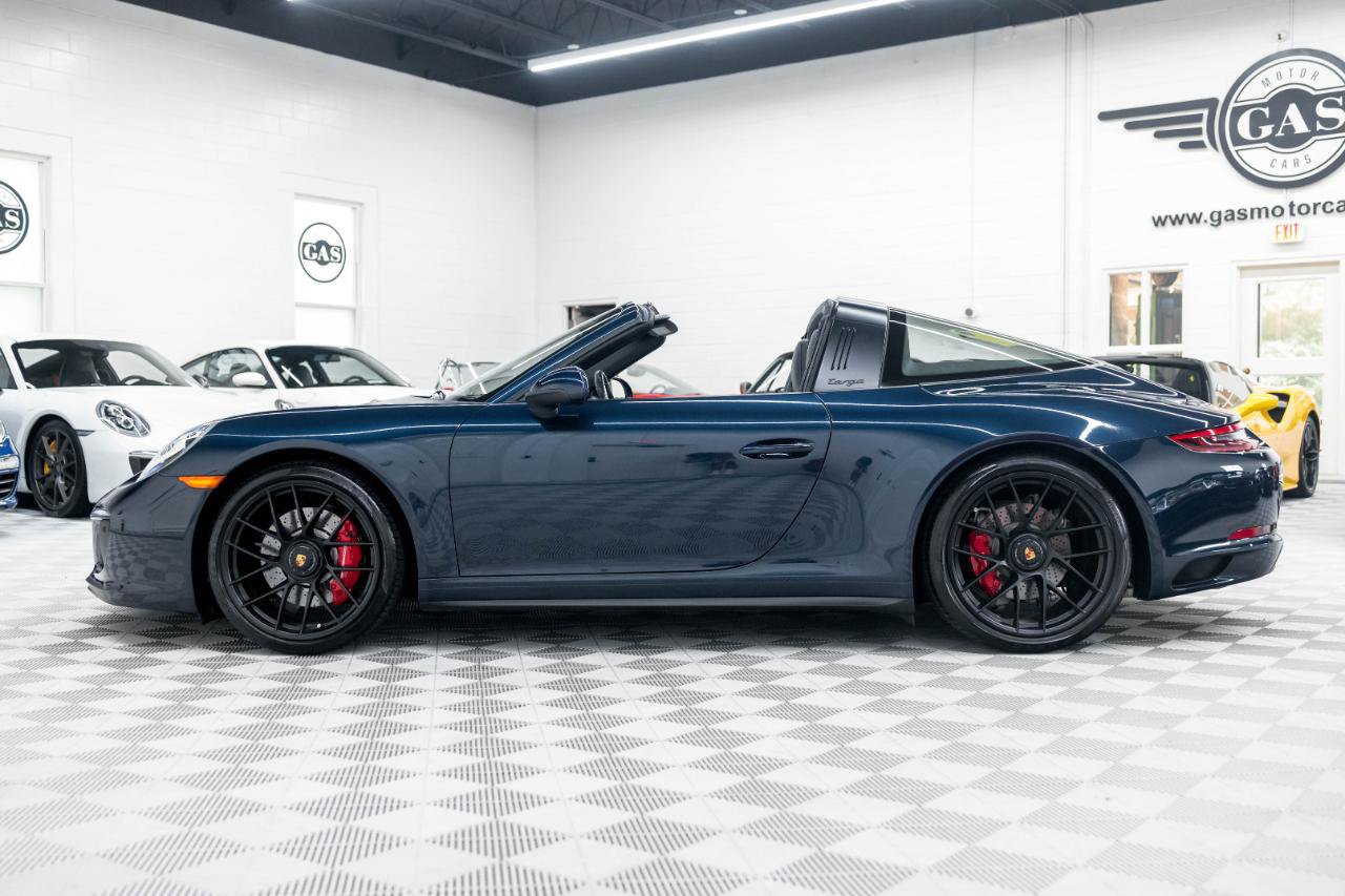 Used 2019 Porsche 911 Targa 4 GTS AWD/4WD image 15
