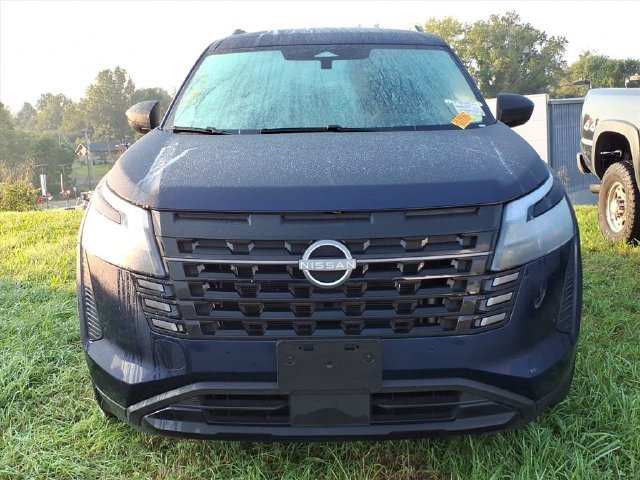 Used 2026 Nissan Pathfinder SV AWD/4WD image 12