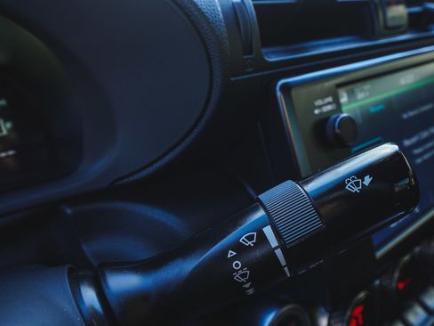 Used 2025 Toyota GR86 Premium image 22