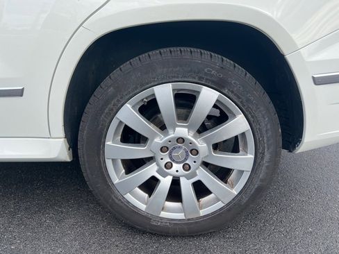 Used 2011 Mercedes-Benz GLK 350 4MATIC image 33