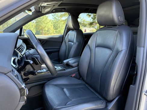 Used 2018 Audi Q7 3.0T Premium image 35