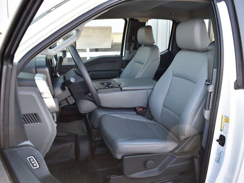 New 2025 Ford F250 XLT image 5