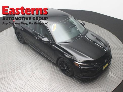 Used 2022 Honda Civic Sport image 3