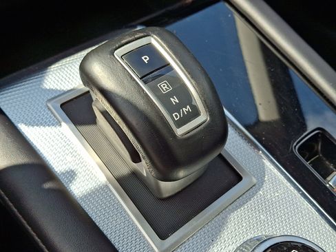 Used 2022 Mitsubishi Outlander SEL image 17