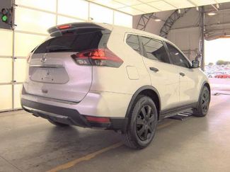 Used 2019 Nissan Rogue S FWD video 2