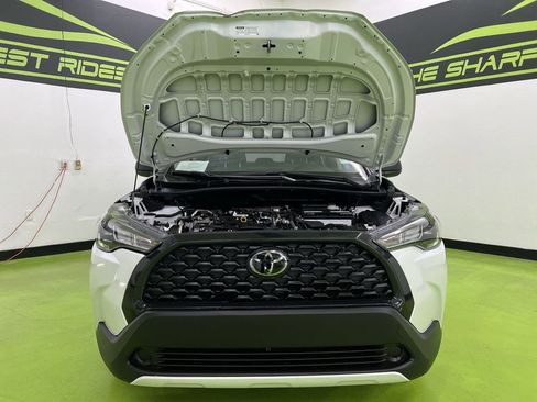 Used 2025 Toyota Corolla Cross L image 4