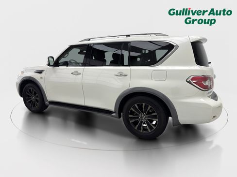 Used 2017 Nissan Armada Platinum w/ Interior Lighting Package RWD image 4