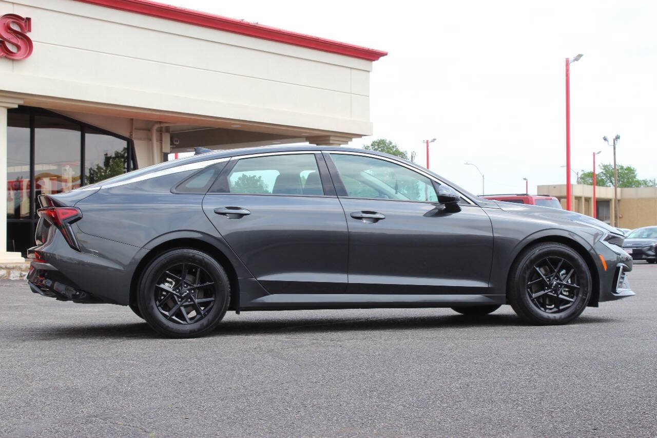 Used 2025 Kia K5 LXS FWD image 3