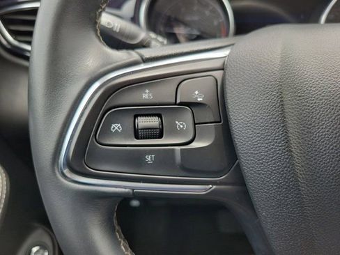 Used 2023 Buick Encore GX Select w/ Sport Touring Package FWD image 22