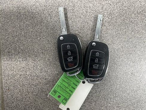Used 2017 Hyundai Tucson SE AWD/4WD image 24