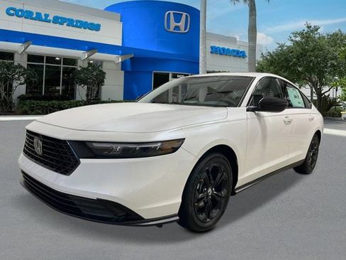 New 2025 Honda Accord SE image 1