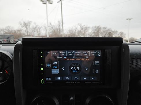 Used 2009 Jeep Wrangler X image 12