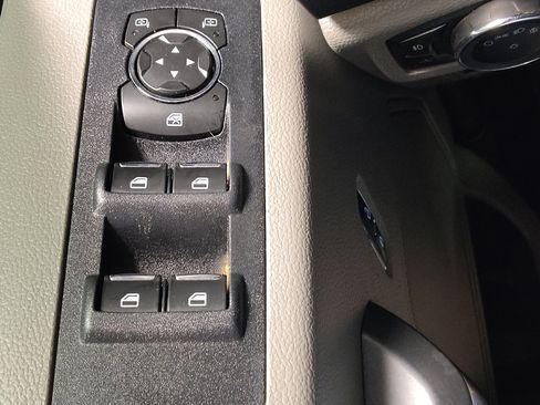 Used 2018 Ford F150 XLT w/ Equipment Group 302A Luxury AWD/4WD image 27
