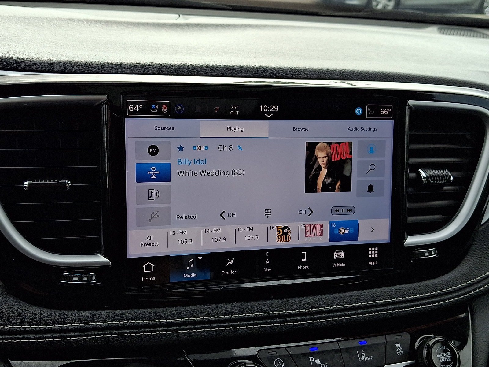 Used 2025 Chrysler Pacifica Limited FWD image 19
