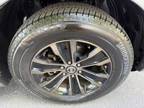 Used 2018 Nissan Armada Platinum w/ Captain Seat Package RWD image 12