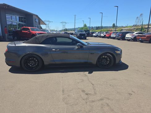 Used 2016 Ford Mustang GT Premium w/ GT Performance Package RWD image 5