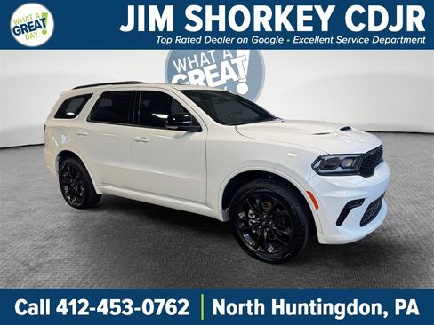 Used 2023 Dodge Durango GT image 1
