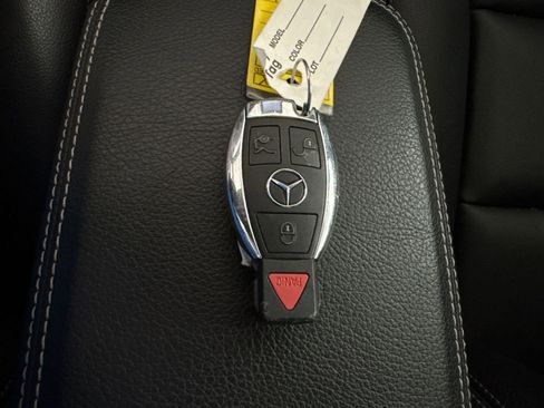 Used 2015 Mercedes-Benz GLA 250 4MATIC image 33