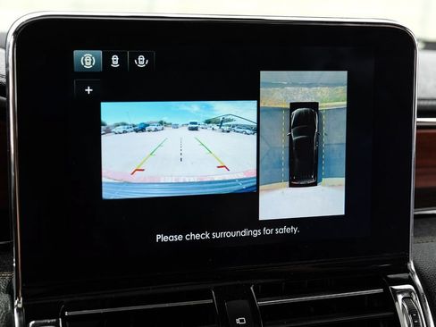 Used 2020 Lincoln Navigator Reserve w/ Luxury Package RWD image 20