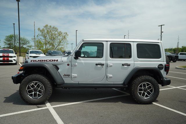 New 2024 Jeep Wrangler Unlimited Rubicon w/ Capability Package AWD/4WD image 4